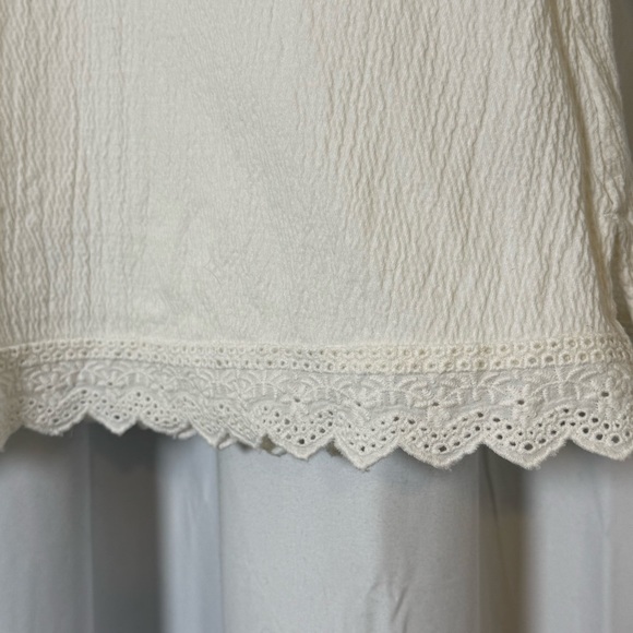 Soft Surroundings Embroidered Tunic Top White Red Pink Size Medium Boho - Picture 7 of 11